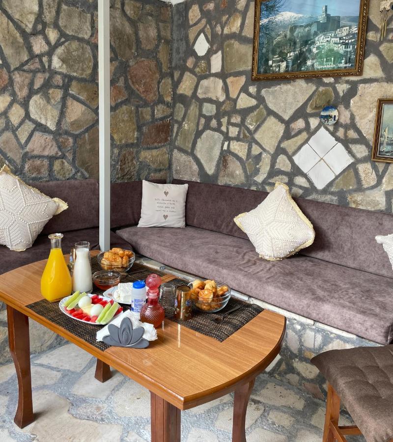 Guesthouse Arber Gjirokaster Exterior photo